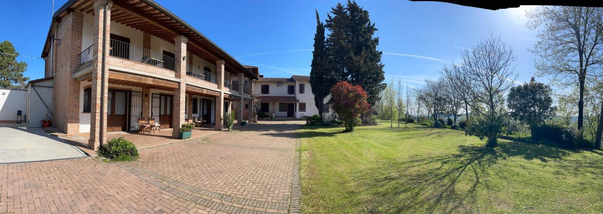 Il Ghiandolino Villa Imola Exteriör bild